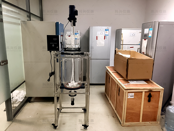 上?？婆d儀器與上海某集團(tuán)合作